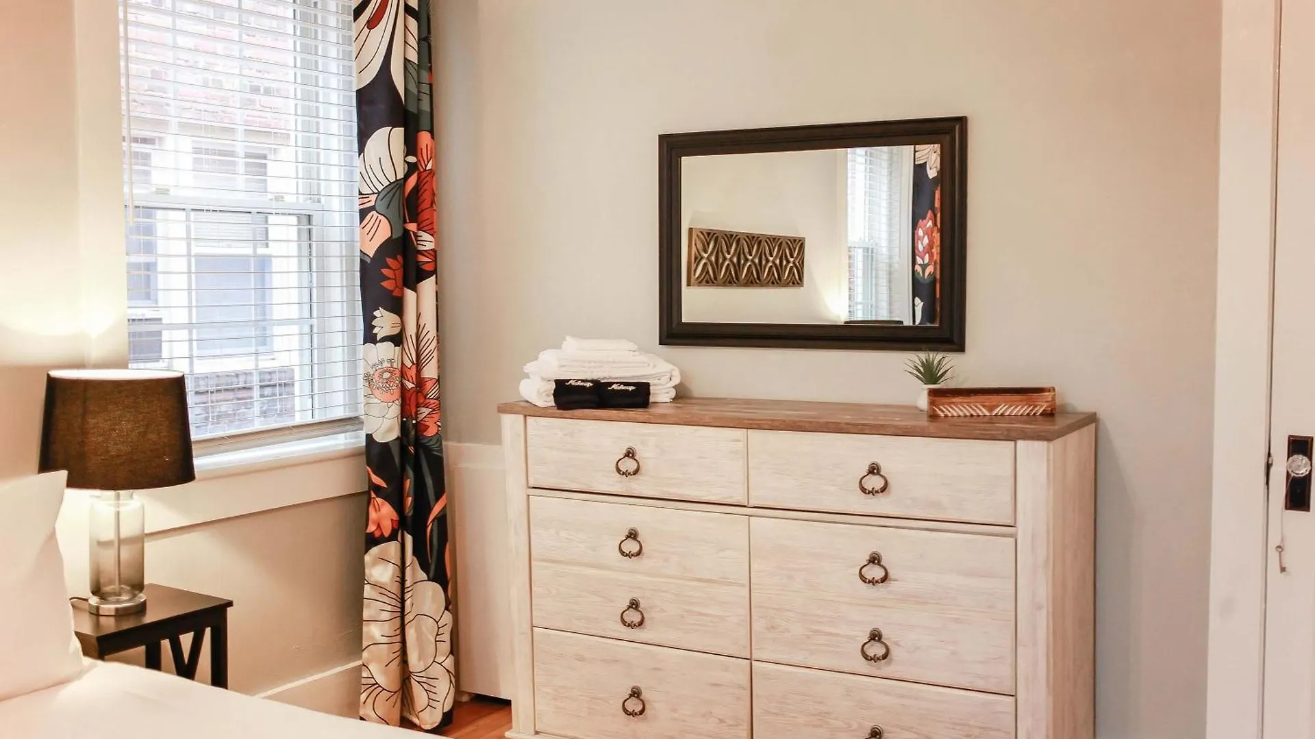 Sojourn At Colley Manor Unit 4 Sleeps 4 Apartment Norfolk United States